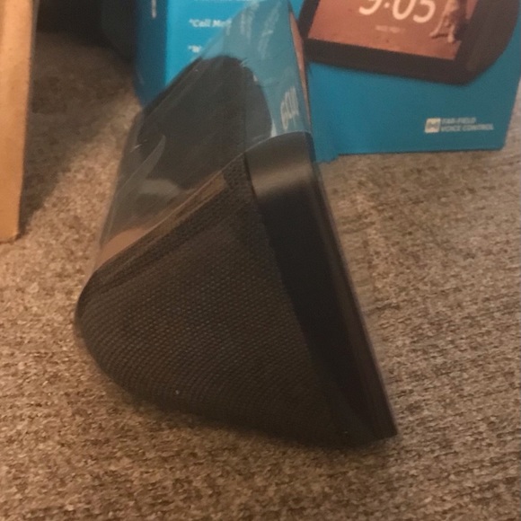 Echo Show 5 - NWT - Picture 6 of 7